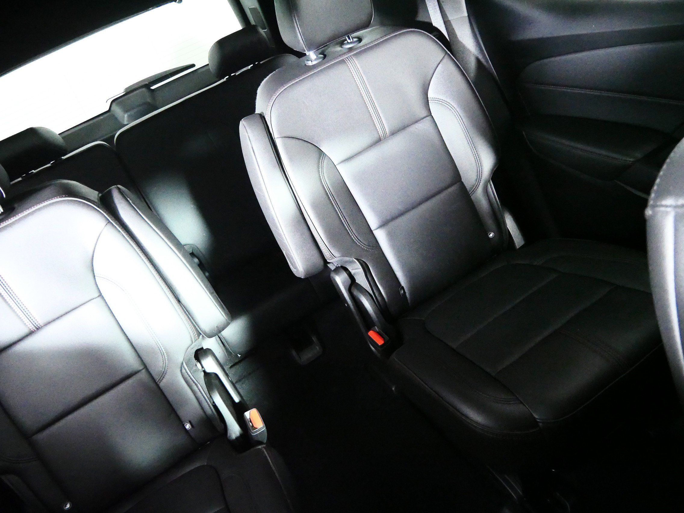 Used 2023 Chevrolet Traverse RS AWD/4WD image 14