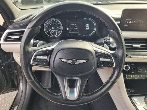 Used 2024 Genesis G70 2.5T image 18