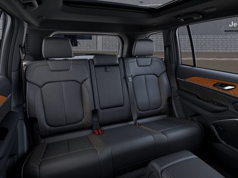 New 2026 Jeep Grand Cherokee Summit w/ Obsidian Package AWD/4WD image 15