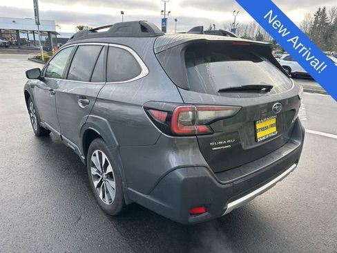 Used 2023 Subaru Outback Limited image 5