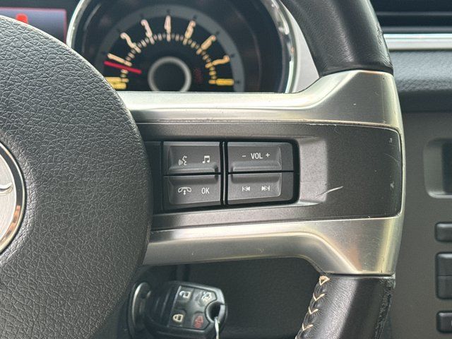 Used 2013 Ford Mustang Premium RWD image 24