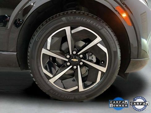 Used 2025 Chevrolet Equinox EV LT w/ Convenience Package image 28