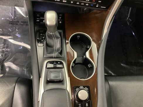 Used 2017 Lexus RX 350 AWD w/ Premium Package image 19