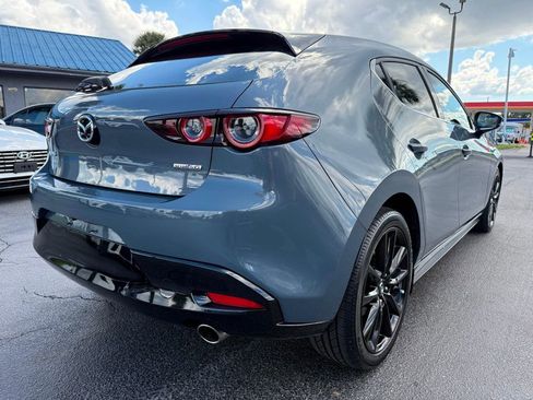 Used 2019 MAZDA MAZDA3 Hatchback w/ Premium Package image 5