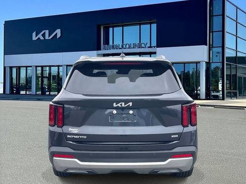 New 2026 Kia Sorento EX AWD/4WD image 5