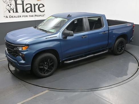 Used 2024 Chevrolet Silverado 1500 Custom w/ Turbomax Blackout Package AWD/4WD image 60