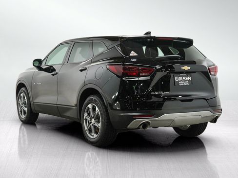 Used 2023 Chevrolet Blazer LT AWD/4WD image 3