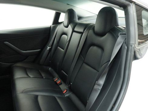 Used 2018 Tesla Model 3 Long Range RWD image 29