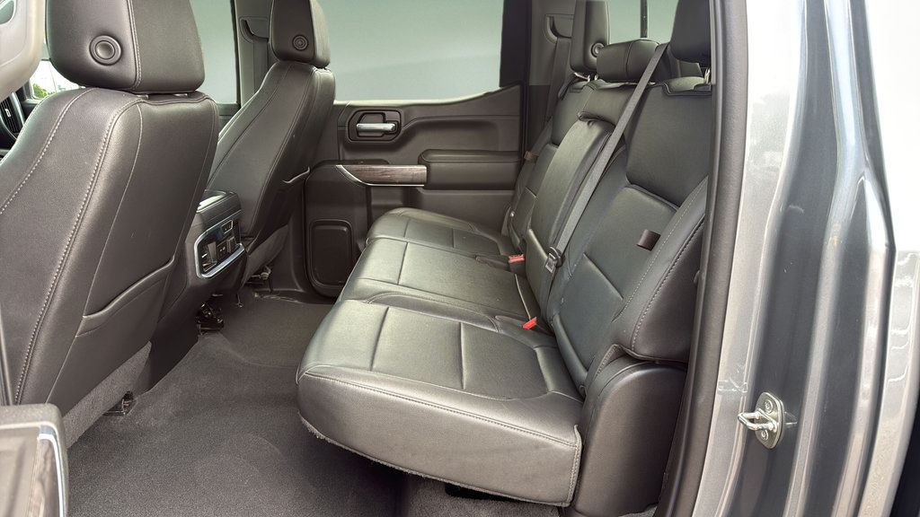 Used 2021 Chevrolet Silverado 1500 LTZ AWD/4WD image 16