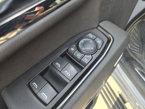 Used 2024 GMC Sierra 2500 AT4 w/ AT4 Premium Plus Package image 24