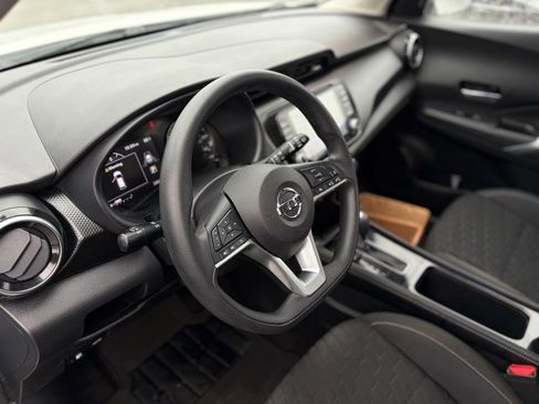 Certified 2021 Nissan Kicks SV image 13