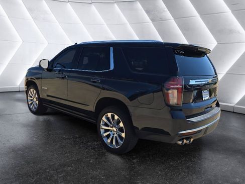 Used 2022 Chevrolet Tahoe Premier w/ Premium Package 2 RWD image 7