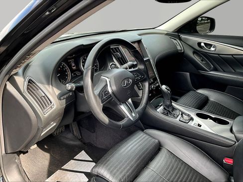 Used 2018 INFINITI Q50 Sport RWD image 17
