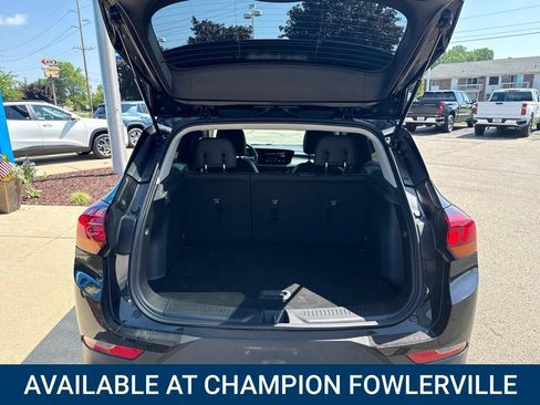 Used 2025 Buick Encore GX Preferred FWD image 19