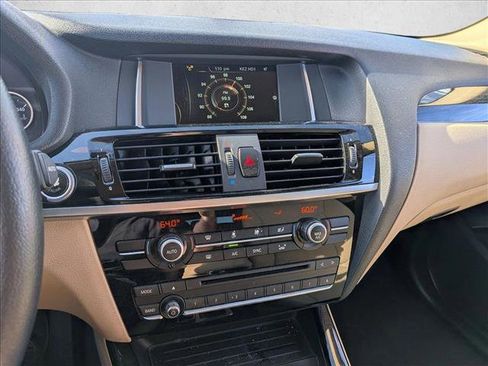 Used 2017 BMW X3 sDrive28i image 12