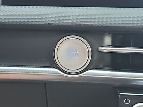 Used 2025 Hyundai Tucson SEL FWD image 24