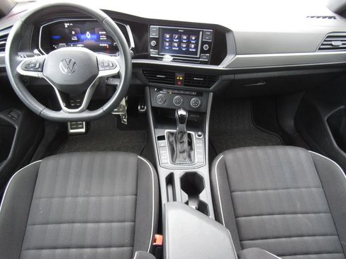 Used 2024 Volkswagen Jetta Sport FWD image 28