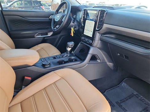 Used 2024 Ford Ranger XLT w/ FX4 Off-Road Package image 17