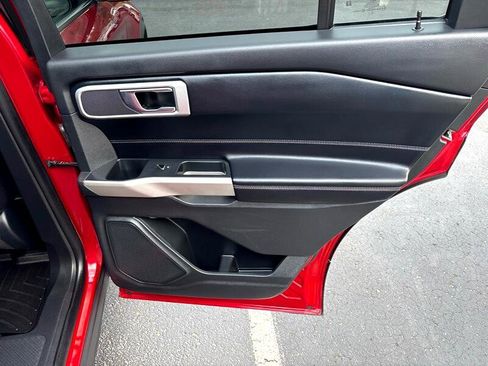 Used 2021 Ford Explorer XLT w/ Equipment Group 202A image 41