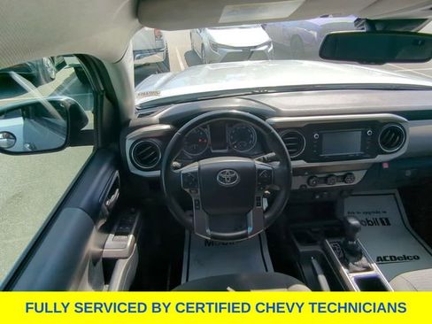 Used 2019 Toyota Tacoma SR5 RWD image 38