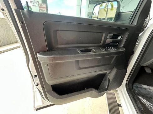 Used 2018 RAM 3500 Tradesman w/ Chrome Appearance Group image 48