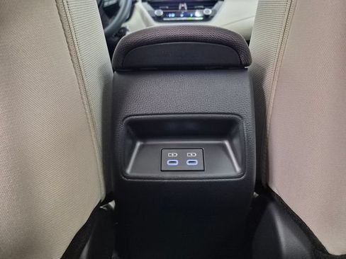 Used 2026 Toyota Corolla LE FWD image 39