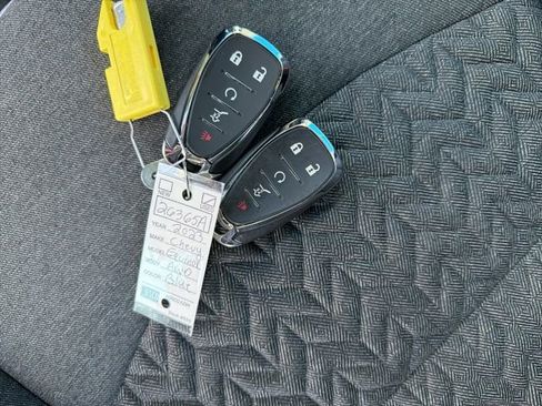 Used 2023 Chevrolet Equinox LT AWD/4WD image 30