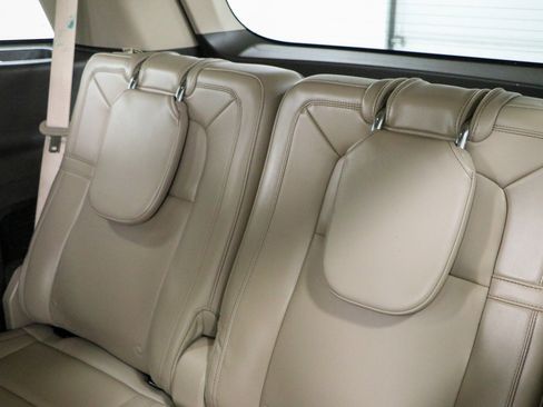 Used 2023 Lincoln Aviator Reserve w/ Equipment Group 201A RWD image 26