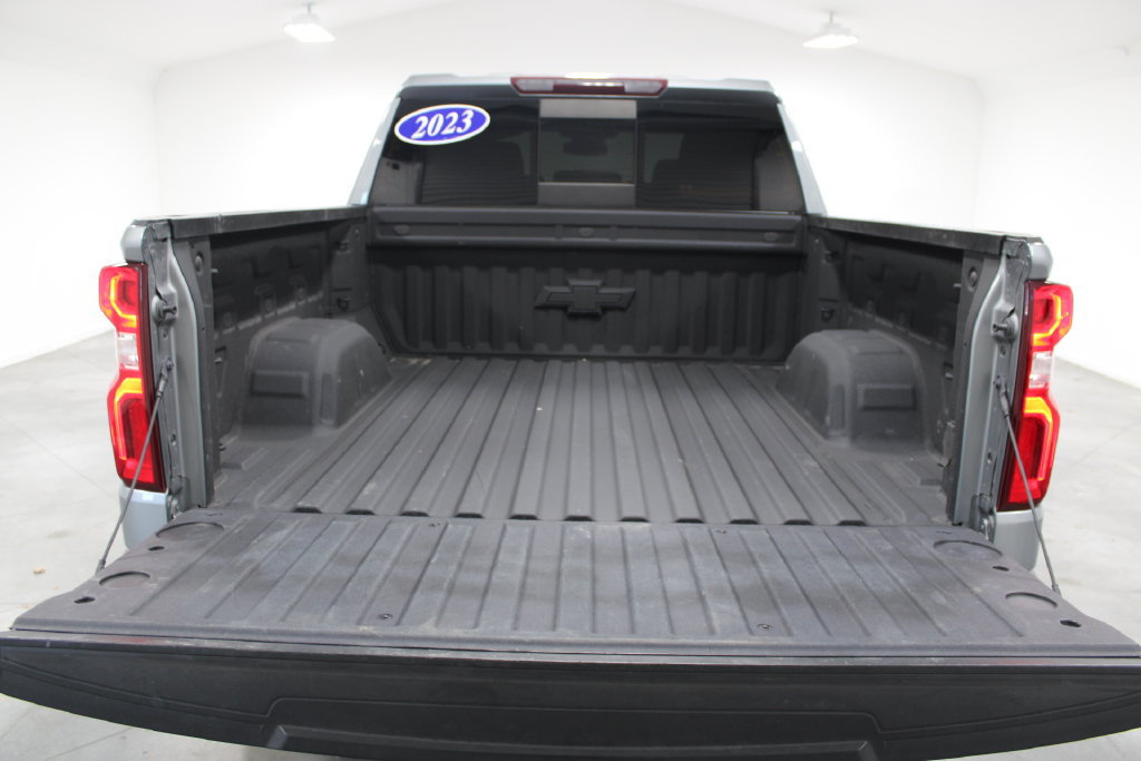 Used 2023 Chevrolet Silverado 1500 LTZ AWD/4WD image 21