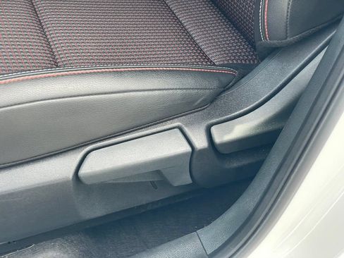 Certified 2025 Nissan Kicks SR AWD/4WD image 16