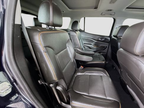 Used 2022 GMC Acadia AT4 w/ Technology Package AWD/4WD image 30