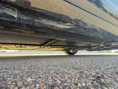 Used 2018 Chevrolet Corvette Stingray Coupe w/ 1LT image 65