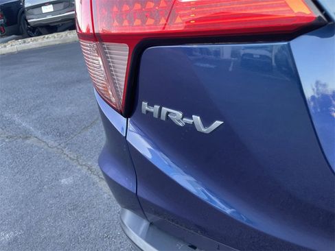 Used 2016 Honda HR-V EX image 7
