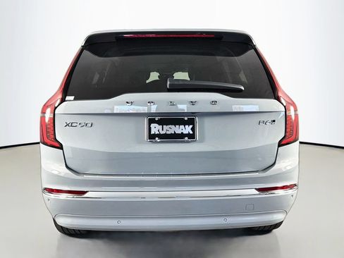 New 2026 Volvo XC90 B6 Plus w/ Protection Package Premier AWD/4WD image 6
