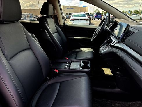 Used 2025 Honda Odyssey EX-L image 25