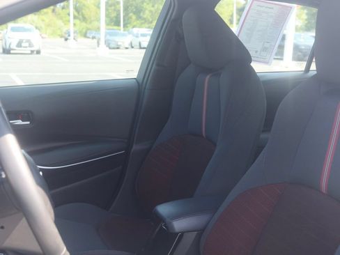 Used 2025 Toyota Corolla SE FWD image 25