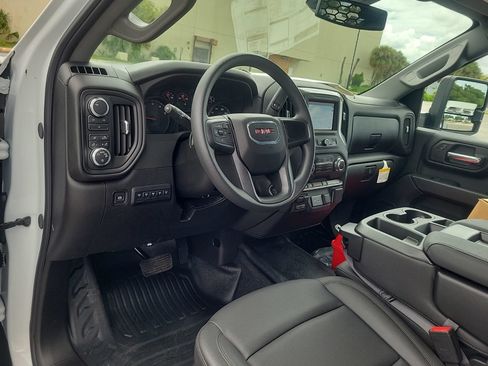 New 2025 GMC Sierra 3500 Pro w/ Convenience Package AWD/4WD image 13