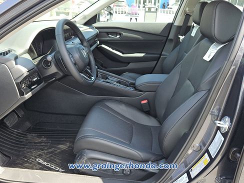 New 2026 Honda Accord EX-L image 9