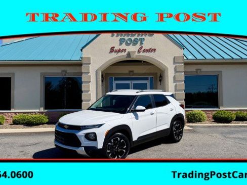 Used 2021 Chevrolet TrailBlazer LT w/ Premium Seating Package FWD image 1