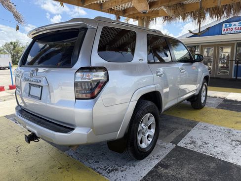 Used 2015 Toyota 4Runner SR5 RWD image 5