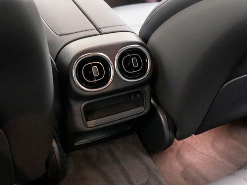 New 2025 Mercedes-Benz GLC 300 4MATIC image 19