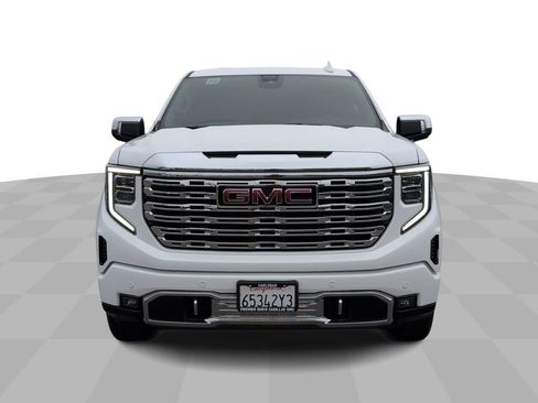 Certified 2024 GMC Sierra 1500 Denali w/ Technology Package AWD/4WD image 4