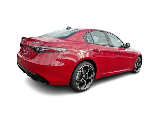 New 2025 Alfa Romeo Giulia AWD w/ Driving Assist Package image 4