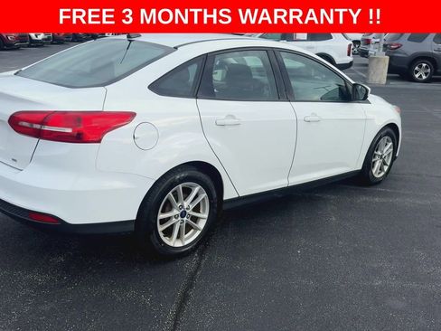 Used 2018 Ford Focus SE FWD image 9