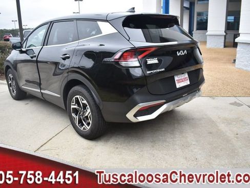 Used 2024 Kia Sportage LX image 7