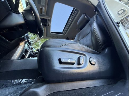 Used 2016 Toyota 4Runner Limited AWD/4WD image 11
