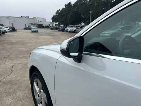 Used 2020 Audi Q3 2.0T Premium Plus w/ Premium Plus Package image 21