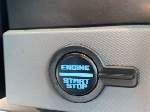 Used 2023 Ford Bronco Black Diamond image 39