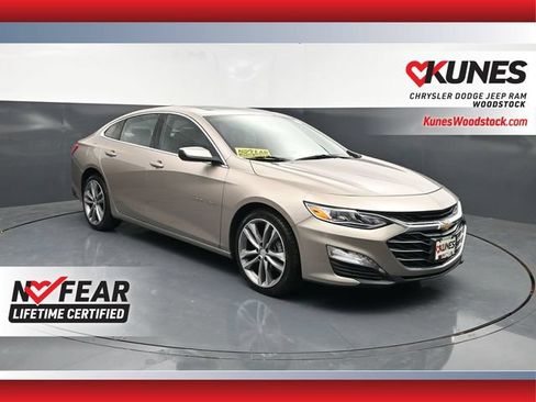 Used 2024 Chevrolet Malibu LT FWD image 1