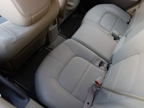 Used 2013 Nissan Murano SL w/ Navigation Pkg image 13